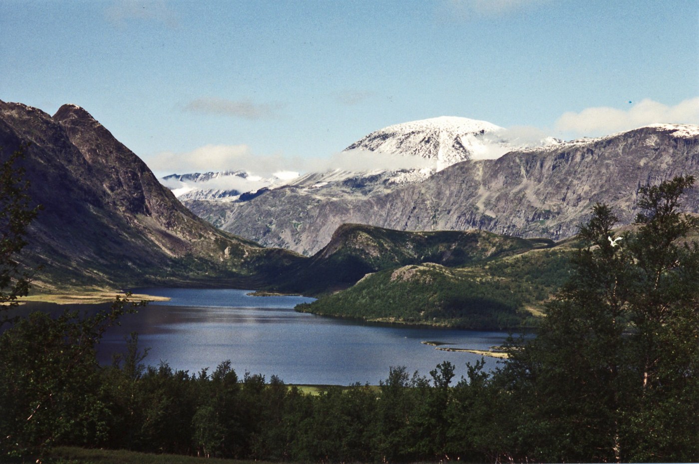 Lake and open landscape along Valdresflya Norway